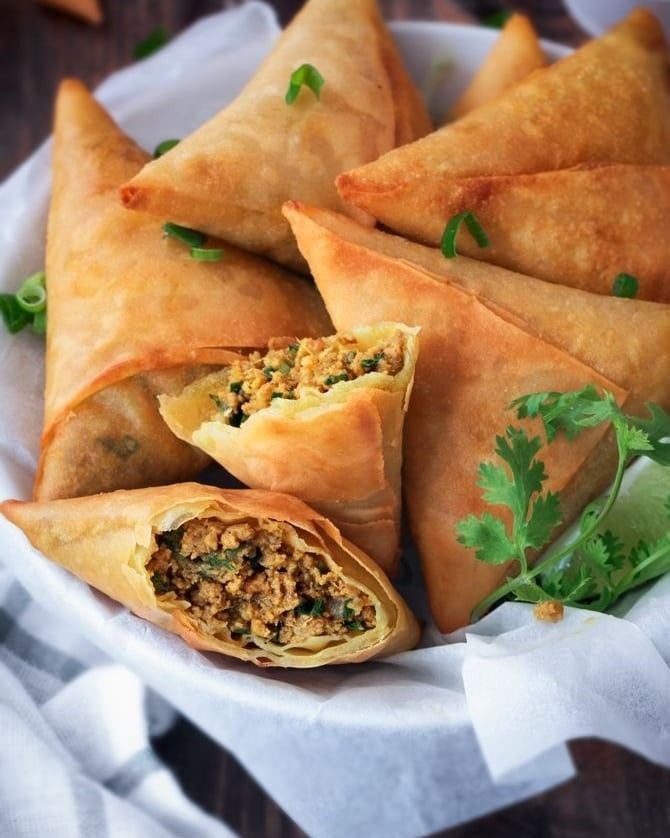 Meat Samosa (2 pcs)